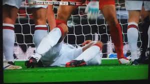 The striker was taken to the hospital, where he will. Fernando Torres Head Injury Videos Of 6 Worst Injuries In Football Hindustan Times