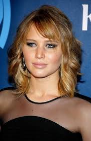 Jennifer lawrence long blonde hair 15. Jennifer Lawrence Hairstyles From Short To Long Hair Fashion Gone Rogue