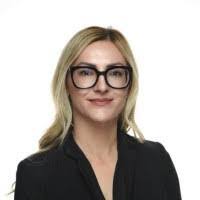 Kelly Castle's Instagram, Twitter & Facebook