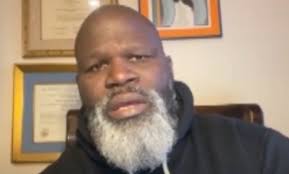 Mark Henry Says There Were "A Couple Of Incidents" During His Time In AEW,  Losing Money With Fanatics & More