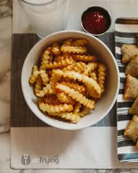 Place the frozen fries in the air fryer basket and give them a shake so they are distributed evenly. Air Fryer Frozen French Fries Best For Crispy Fries