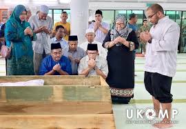 The research section below is only available to isaham premium client. Banyak Jasa Dicurahkan Allahyarham Untuk Negeri Pahang Pahang Media