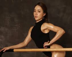 Boss in the mirror (korean: The Seoul Story Sur Twitter As A Former Dance Major Boss In The Mirror Kim Dong Eun Switched To Pilates After A Ligament Injury Exercise Recommendation As Rehabilitation She Would