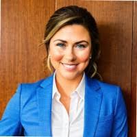 Kim Presley's Instagram, Twitter & Facebook