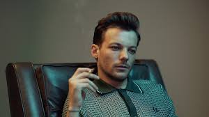 But it sounds like louis tomlinson was keen to add a number of new designs during a trip to chicago over the weekend. Being Louis Tomlinson