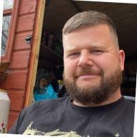 20+ "Simon Cliff" profiles