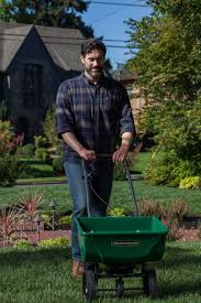 Traut companies is looking for a full time lawn irrigation technician. Benefits And Disadvantages Of Lawn Care Services Vs Diy