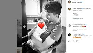 En cette période trouble pour le sport, marion rousse (28 ans), la consultante de france télévisions pour le cyclisme, s'est livrée au sujet de sa relation avec julian. Tout Justes Parents Marion Rousse Et Julian Alaphilippe Presentent Leur Fils Nino