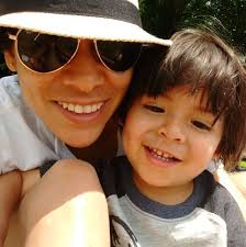 What are some good campsites near Vancouver, British Columbia, for  beginners with a great view?