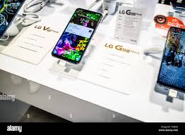 Lg G8s Thinq Stockfotos und -bilder ...
