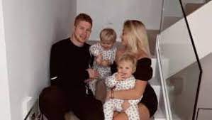 Kevin de bruyne's 'embarrassing story' of how he got with his model wife is genuinely wholesome. Kevin De Bruyne Das Ist Seine Susse Familie