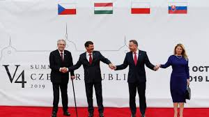 W zakres prac zeman hdf wchodziło zaprojektowanie, dostawa i montaż konstrukcji stalowej świetlika dachowego oraz podwieszonej do niego konstrukcji „cząsteczki wody składającej się z trzech sfer. Visegrad Je Po 30 Letech Prazdna Sklenice Ktera Ceka Az Do Ni Nekdo Neco Nalije Hospodarske Noviny Ihned Cz