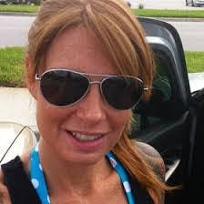 Carrie Holliman's Instagram, Twitter & Facebook