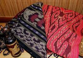 Maybe you would like to learn more about one of these? Backstrap Weaving Cross Knit Looping Tutorial And Ikat Backstrap Weaving