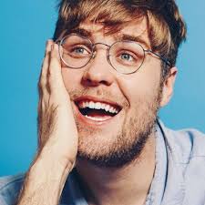 April Bee💥 (@AprilShowerz34)