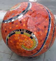 Break the tiles, cups and old plates into small pieces and cover the surface of the ball using a craft concrete compound. 190 Mosaic Balls Ideas In 2021 Mosaic Mosaic Garden Mosaic Bowling Ball