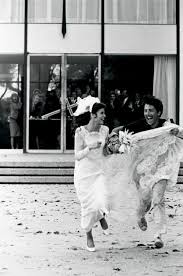 Amare Qualcuno Non E Solo Un Forte Sentimento E Una Scelta Una Promessa Un Impegno Abiti Da Sposa Delle Celebrita Matrimoni Di Celebrita The Young Victoria