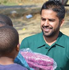 The ceo of the helen joseph hospital in johannesburg, relebohile ncha, has expressed relief that the hospital's water problems may soon be over thanks to a borehole being drilled on the premises by gift of the givers. Gift Of The Givers Gift Diapers And Blankets Northern Natal News