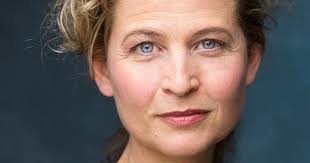 BRITS IN LA : MEET A MEMBER MIRANDA WILSON