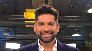 Periodista n comúnnombre común en cuanto al género: Chilevision Despide A Conductor De Noticias Karim Butte Tras Ser Detenido Por Asistir A Fiesta Que Superaba El Aforo La Tercera