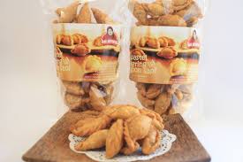 250 gr tepung terigu ½ sdt kaldu ayam 50 gr mentega 1 butir. Pastel Mini Oleh Oleh Khas Surabaya