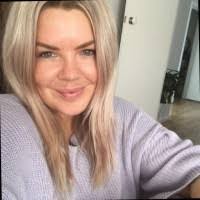 Veronica Purdy's Instagram, Twitter & Facebook