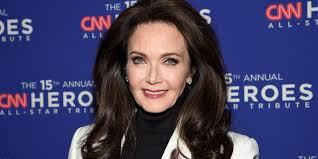 Wonder Woman' star endorses sister's opponents in political race