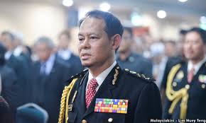 Bekas ketua pesuruhjaya suruhanjaya pencegahan rasuah malaysia (sprm), datuk seri mohd shukri abdull, mengesahkan ramai pihak. Bloglist Malaysia Shukri Abdull Naib Ketua Pemuda Umno Tiada Ilmu