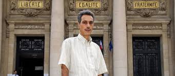 Le 10 mai 1996, omar raddad est gracié par le président jacques chirac. 703 Omar Raddad Fait Une Nouvelle Demande De Revision De Son Proces Blog Des Innocents Injustement Accuses
