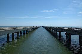 Aug 01, 2017 · the lake pontchartrain causeway is the longest bridge in north america, although this claim has been disputed. Longest Bridges In North America Worldatlas