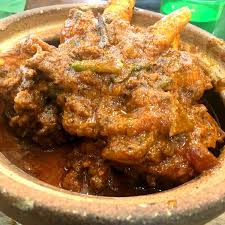 Selain itu, aunty manju cukup terkenal dengan hidangan ayam goreng mereka yang bergitu rangup tetapi juga sangat juicy! Bone Marrow Aunty Manju S Home Of Banana Leaf On Eaten