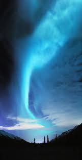 6 Best Places In The World To See The Northern Lights Modern Trekker In 2020 See The Northern Lights Best Places To Travel Places To Travel