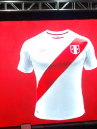 375 x 500 jpeg 48 кб. Conoce La Nueva Camiseta De La Seleccion Peruana Para El Mundial Rusia 2018 Fotos El Popular
