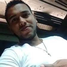 Stream Erick Llerena music