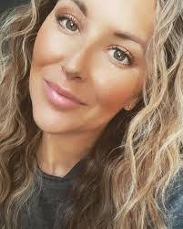 Kristi Foley's Instagram, Twitter & Facebook