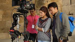 Ifti asks what he works as and he tells her not to judge before saying… you guessed it, bus driver! Film Review Manisnya Cinta Di Cappadocia Belacan Girl Cheese Boy