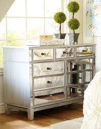 Hayworth Dresser Silver Home Furniture Mirrored Bedroom Furniture