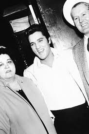Sep 11, 2020 · being the wife of a rock legend might sound great, but for priscilla presley it was a dark and confusing time. Elvis Presley Young Elvis Elvis Presley Family Elvis