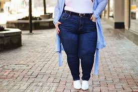 Best Plus Size Jeans To Celebrate Your Curves Qwear