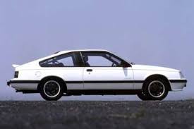 The monza 3.0 is a rear wheel drive coupé motor vehicle with a front located engine, sold by opel. Opel Monza Images 4 Of 5 Cars Data Com