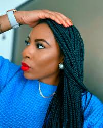 Just because I'm loving 🥰 my braids I hope you have a great week! 💙🩵