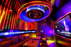 Karaoke Rooms – K王