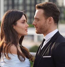 Sen çal kapımı dizisinin son bölümünde yaşanan gelişmeler bu olayda doğruluk payı olabileceğini gösteriyor. Sen Cal Kapimi July 1st 2020 Staring Kerem Bursin And Hande Ercel Girl Pictures Cute Love Couple Cute Actors