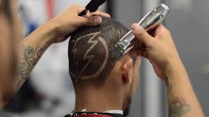 How To Do A Tampa Bay Lightning Bolt Design Hair Design Youtube