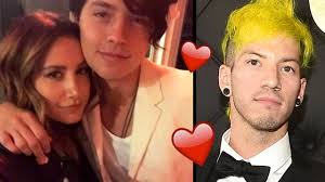 Ashley tisdale is an american actress, singer, and producer best known for her work in the suite life of zack and cody and phineas and ferb tv shows on the disney channel. Cole Sprouse Ashley Tisdale Had A Suite Life Reunion With Josh Dun Popbuzz