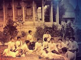 สวนศ วาล ยในสม ยร ชกาลท ๕ ในภาพเจ านายฝ ายในขณะทรงพระสำราญภายในสวนศ วาล ย บร เวณเขตพระราชฐานช นใน พระบรมมหาราชว ง จากในภาพ พระองค เจ ภาพหายาก ราตร สว สด