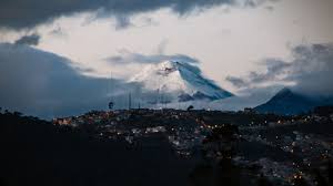 Bolivia will be hoping to avoid a third consecutive defeat in the 2022 world cup qualifiers when they welcome ecuador to the estadio hernando siles on thursday. Ecuador Vs Bolivia Which Should You Visit Slight North