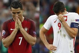 Młodzi chcą bronić jak szczęsny i strzelać jak lewandowski. Szczesny Wskazal Roznice Miedzy Ronaldo A Lewandowskim Jego Obsesja Budzi Strach Pilka Nozna Sport Pl