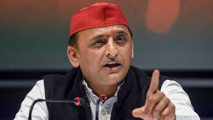 Akhilesh Yadav sharedvideo of Agra Expressway then people trolled social Media - अखिलेश यादव ने रामचरितमानस विवाद के बीच वीडियो शेयर कर लिखा- प्रभु राम का रथ, सपा का पथ, लोगों ने