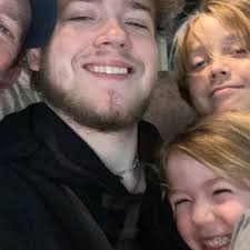 Autumn Grier's Instagram, Twitter & Facebook